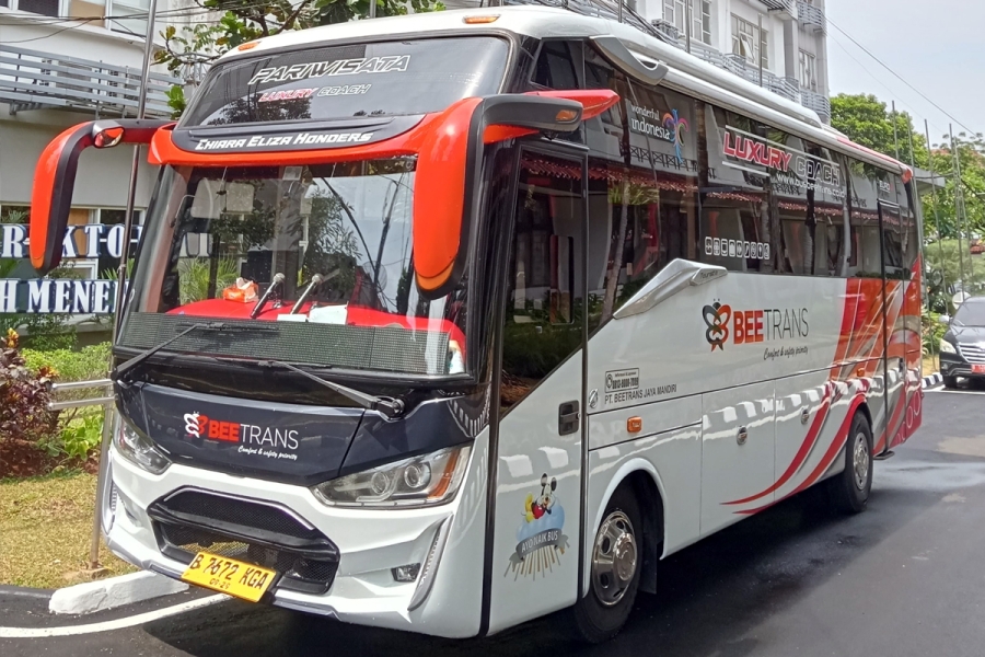 Sewa Medium Bus Pariwisata